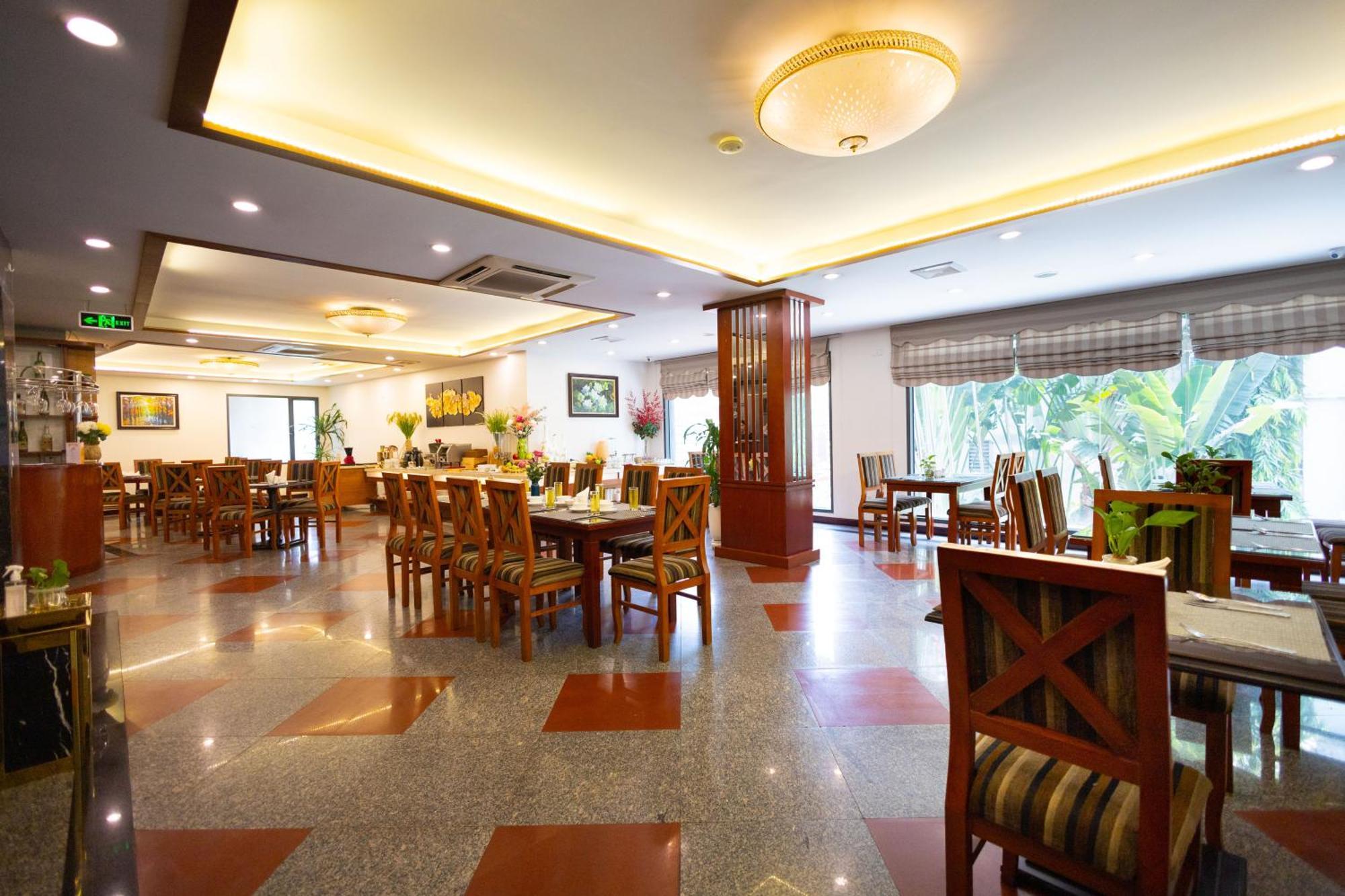 โรงแรมเซิน ฮานอย ภายนอก รูปภาพ