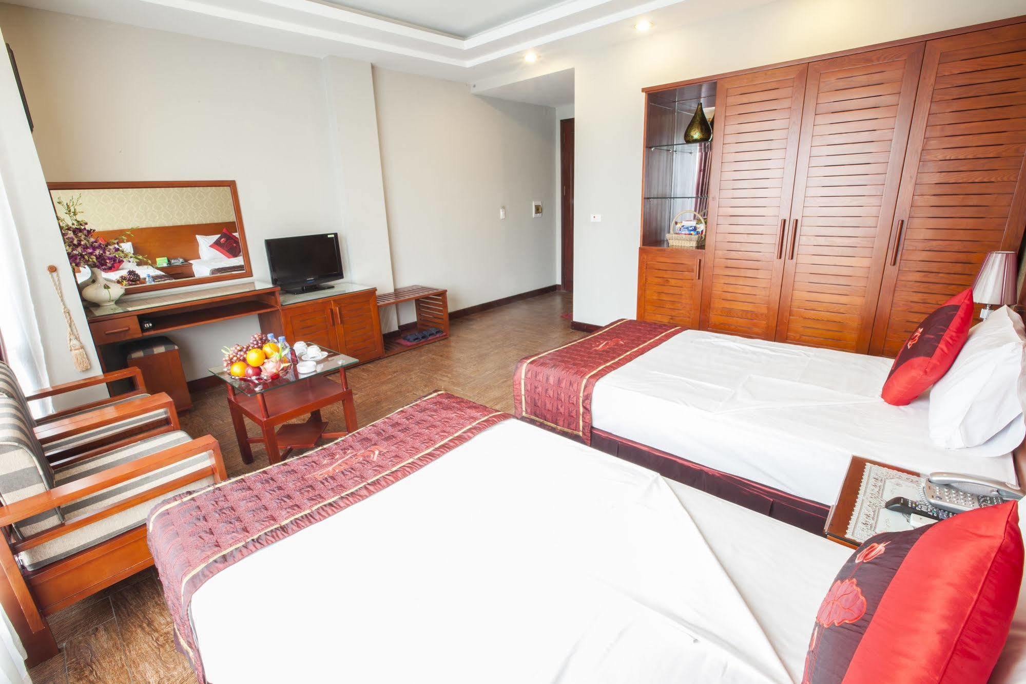 โรงแรมเซิน ฮานอย ภายนอก รูปภาพ